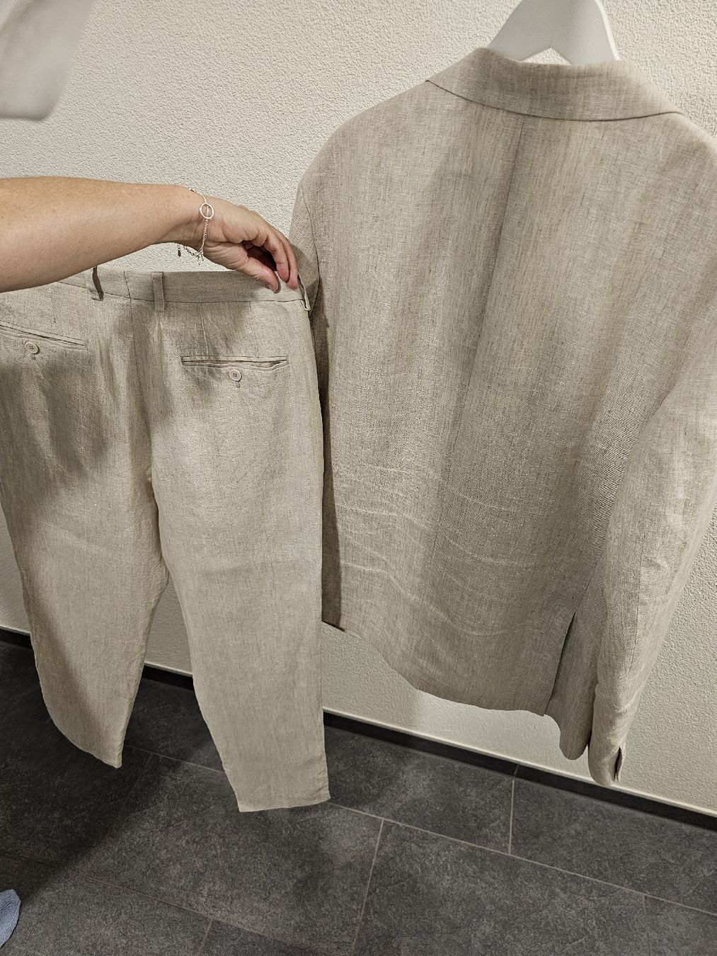 Zara Completi: Herren Leinen-Anzug von ZARA – Usato da Altdorf UR venduto da Saba_1688 2