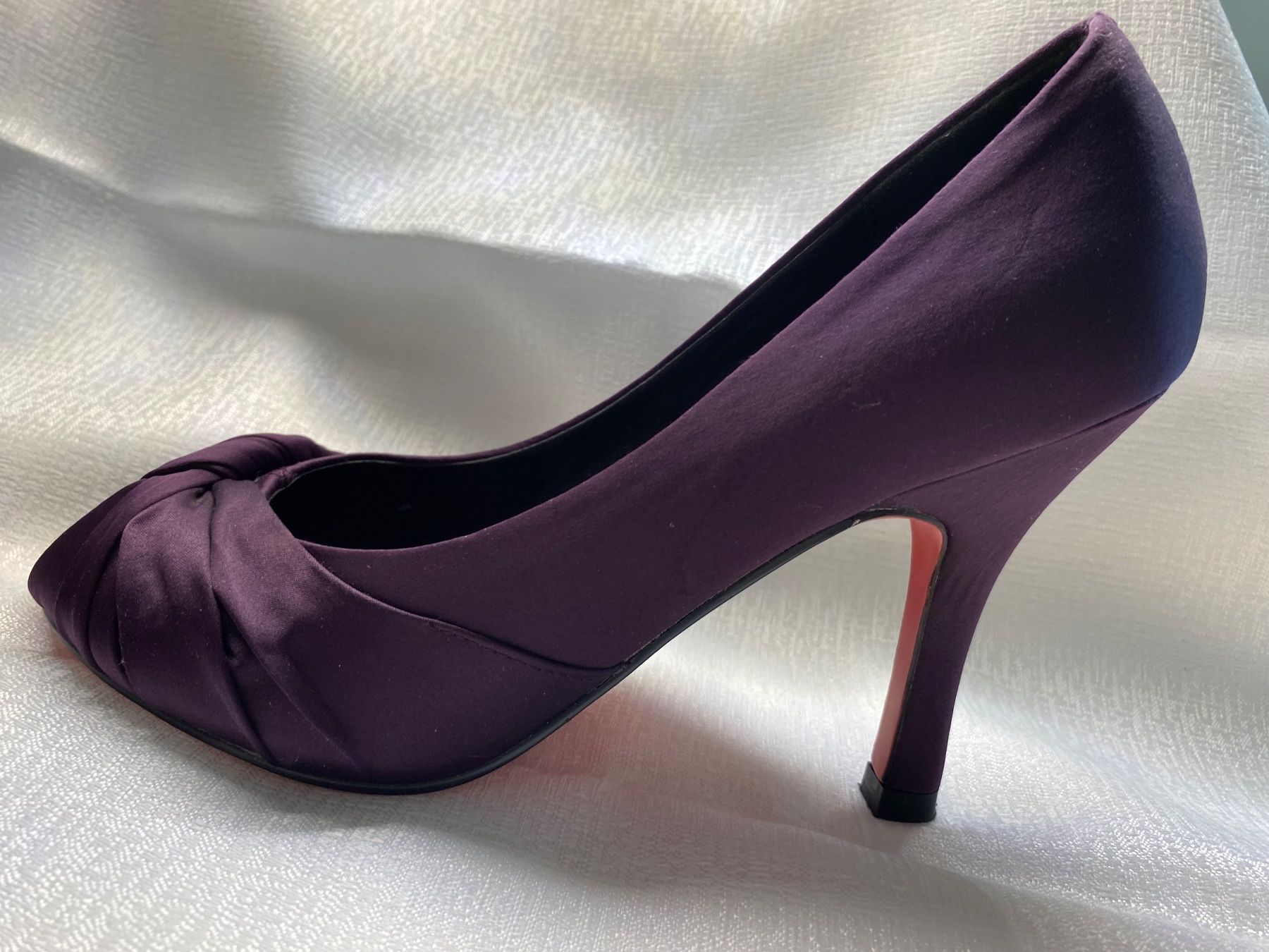 Dosenbach Scarpe da donna: wenig getragene Peeptoes violett – Usato da Hausen AG venduto da corinne_g