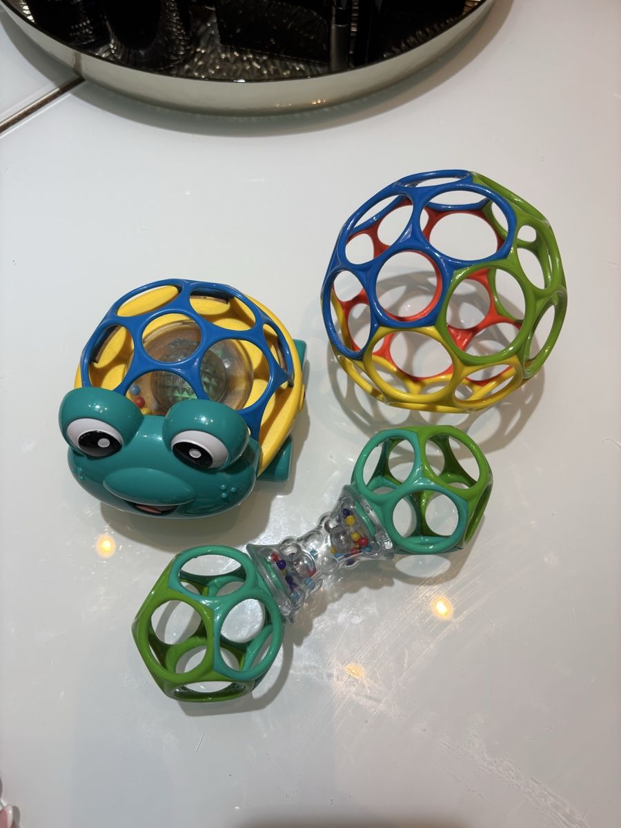 Jouets: Spielzeugset Oball – D'occasion à Höri par Celine.11 1