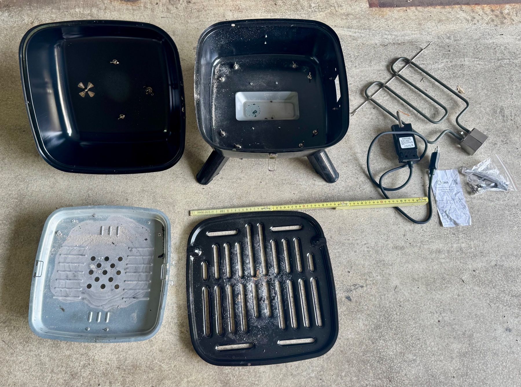 Griglie: Grill Camping neuwertig, 1x gebraucht, Elektro oder Kohle – Usato da Ostermundigen venduto da L29 4