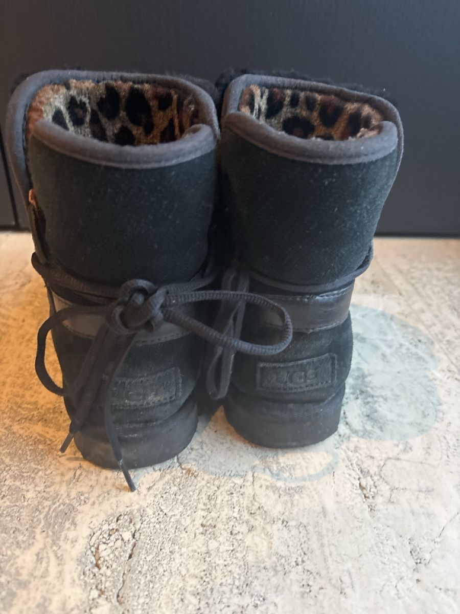 Ugg Damenschuhe: Ugg Boots, Schwarz, Gr. 38 Winterstiefel mit Leoprint! – Gebraucht aus Salenstein von sehrgut 2