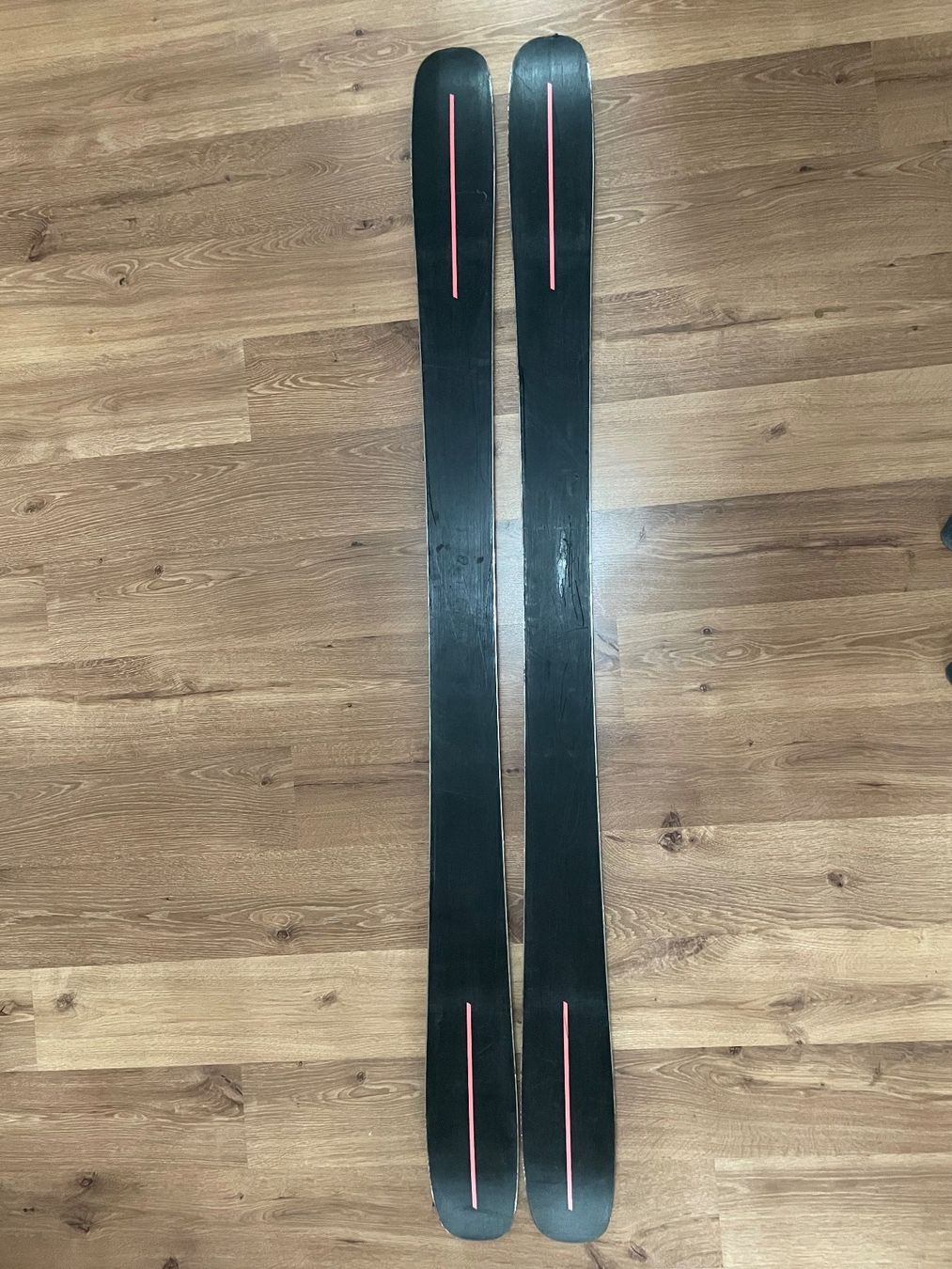 Decathlon Sci: Ski Wedze Slash 100 de 2021 de 174cm – Usato da Ogens venduto da ced_qn5v 1