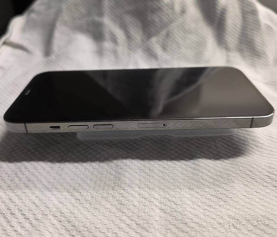 Handys / Smartphones: iPhone 12 Pro Max Graphit  Top Zustand & gepflegt – Gebraucht aus Richenthal von RahelHe 1