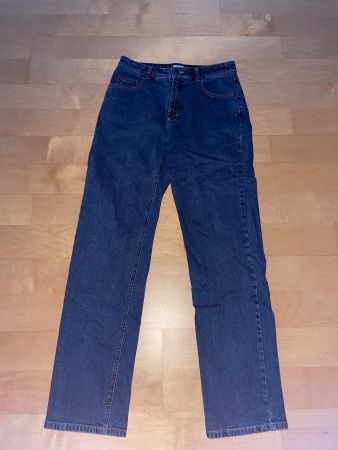 Trendy Herren Jeans, Gr. 40, dunkelblau, guter Zustand.