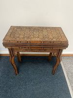 Magnifique table de jeu orientale