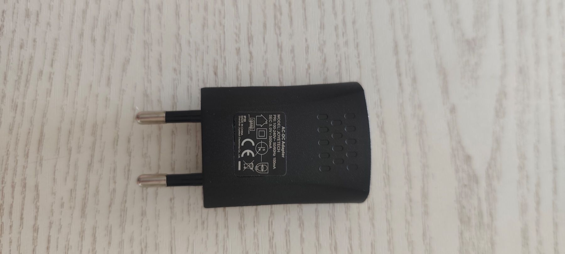Caricabatterie: Adaptateur secteur Joyetech noir – Usato da Aigle venduto da Dadavd 1