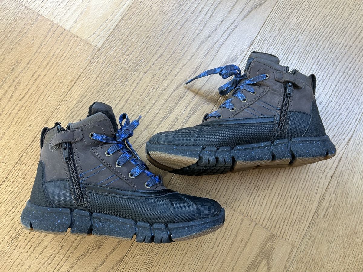 Geox Scarpe per ragazzi: Geox Winterschuhe Gr.33 – Nuovo (secondo la descrizione) da Rothrist venduto da szc_9dg5 2