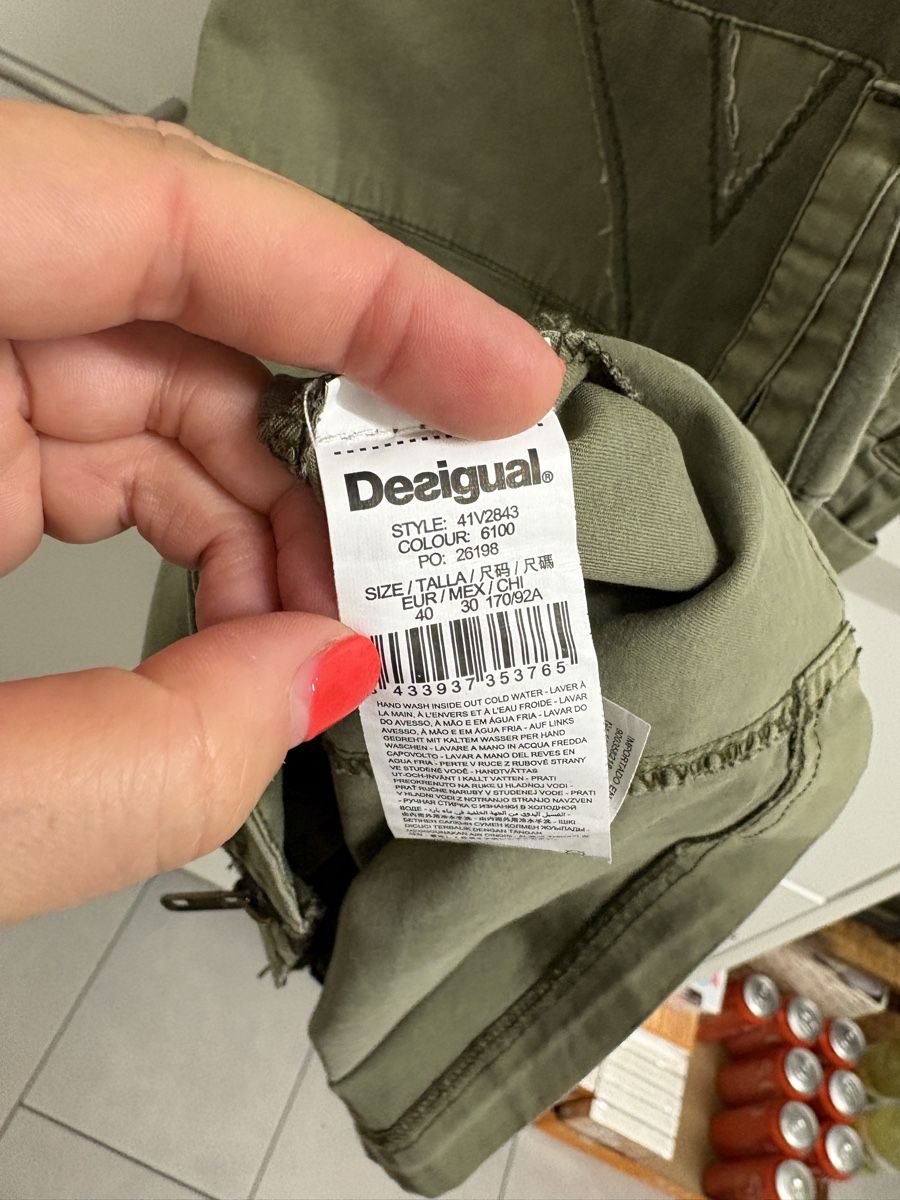 Desigual Robes: Vestito con inserti  – D'occasion à Basel par sab_mjg8 3