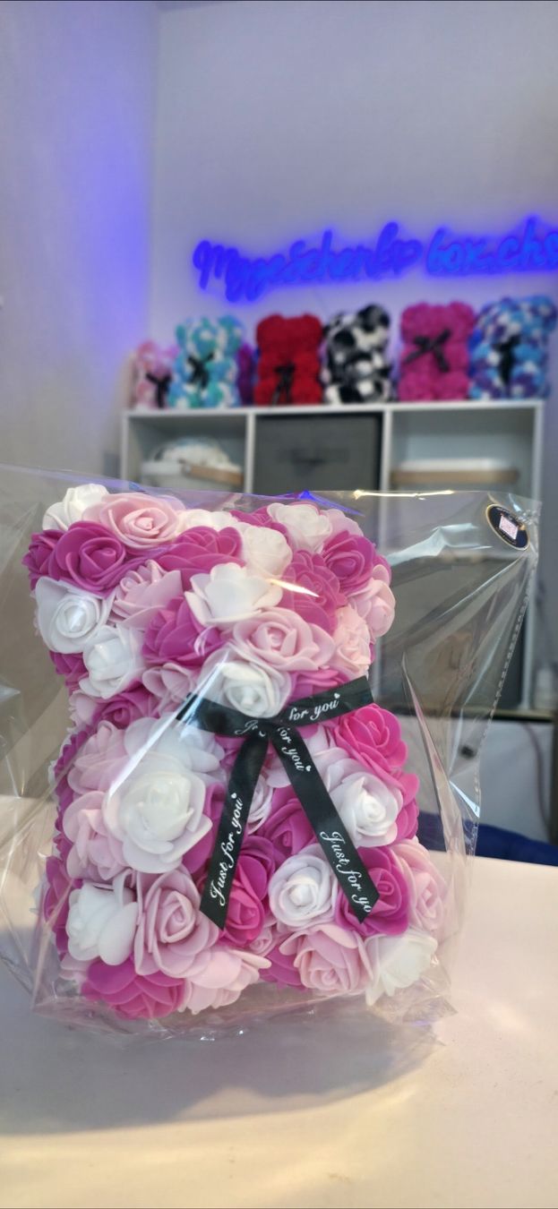 Tutte le decorazioni: Duftende Rosenbären mit Glitter – Nuovo e nell'imballaggio originale da Menziken venduto da sil_9kn6