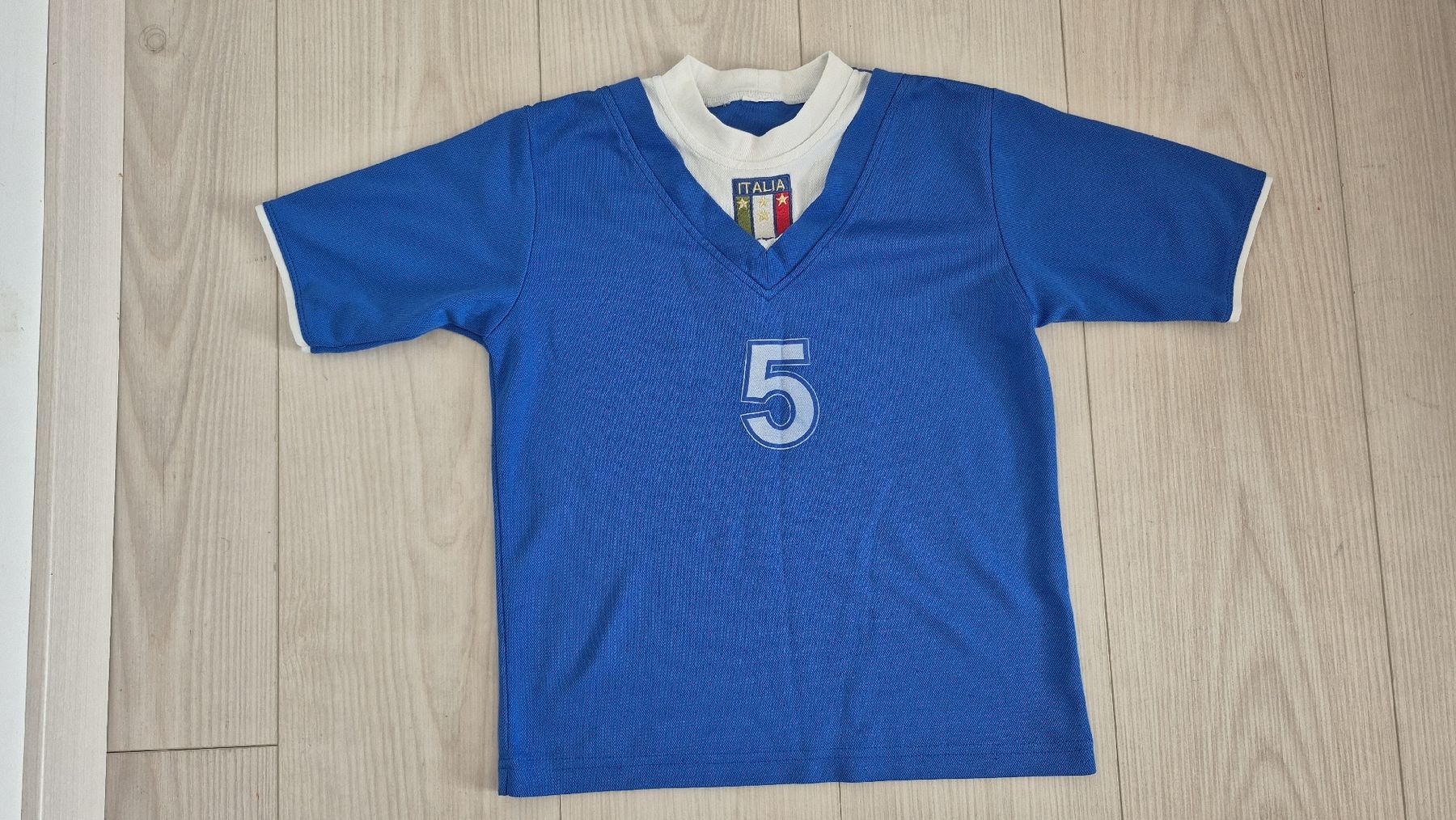 Camicie, T-shirt & Polo: maillot de foot retro  taille 6 ans et plus – Usato da Villars-sur-Glâne venduto da snacks01
