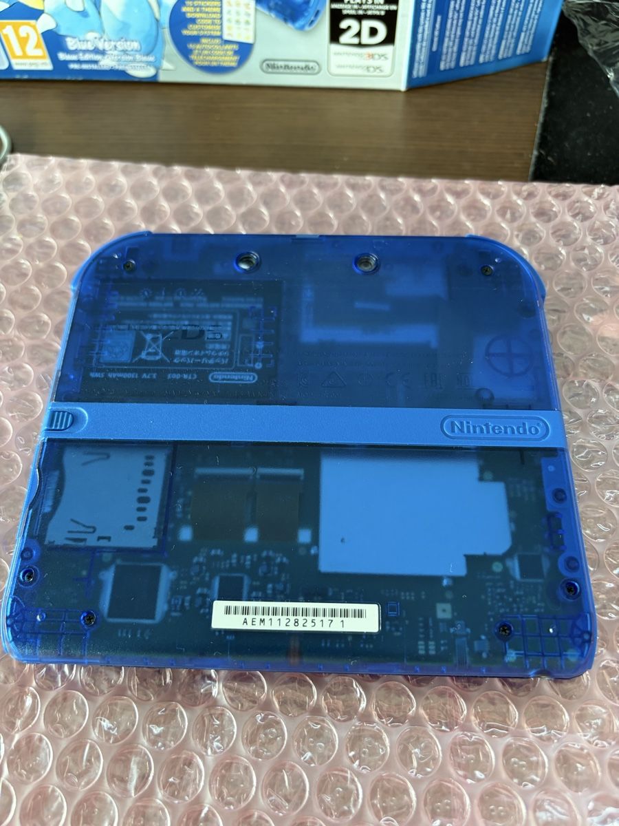 Nintendo Console: 2x Nintendo 2DS Limited Pokemon Edition – Usato da Kloten venduto da Friendly_Collector 6