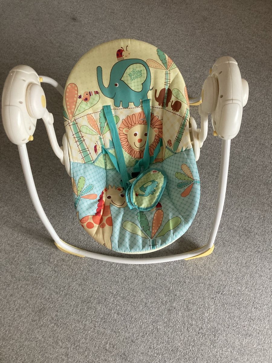 Sdraiette & Sdraiette a dondolo: Elektrische Wippe Baby – Usato da Gachnang venduto da elvira007