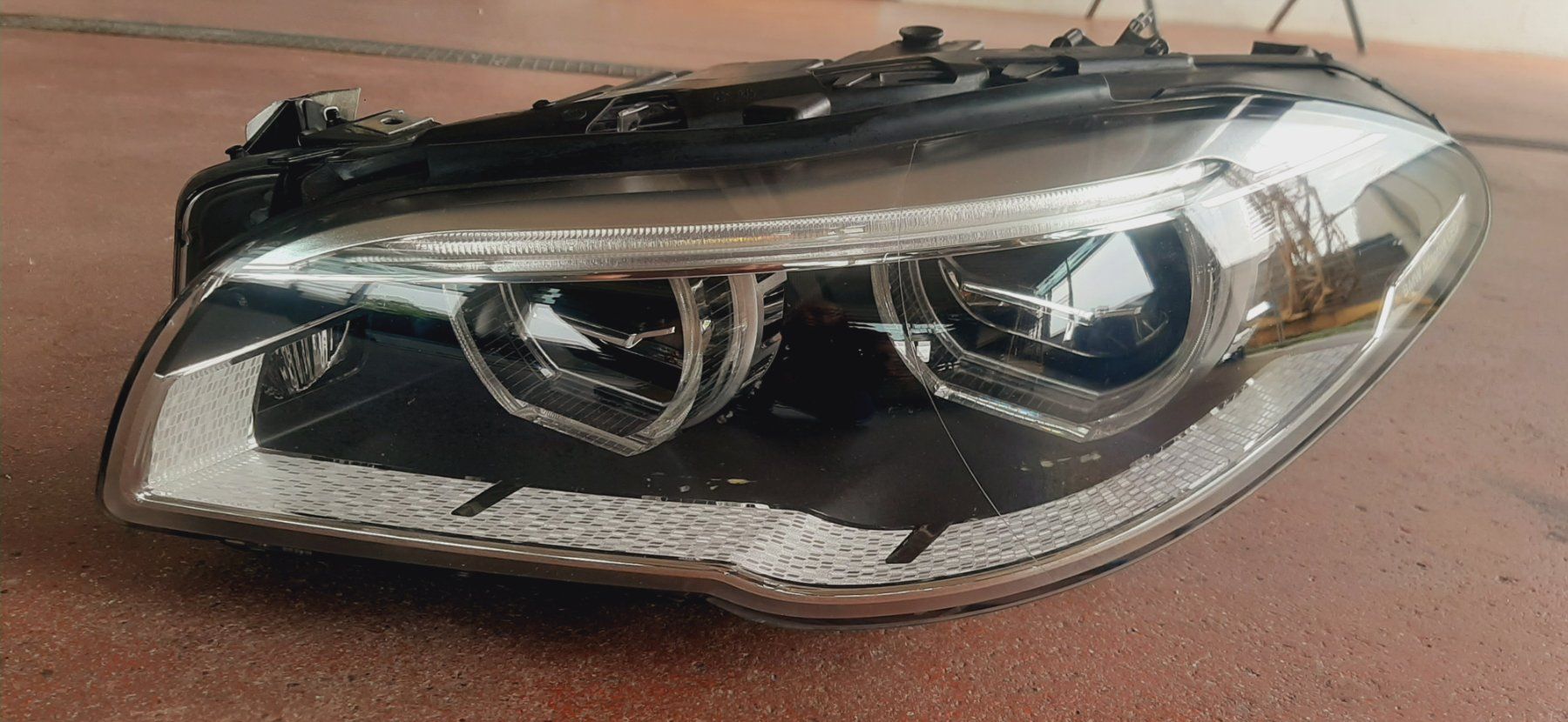 BMW Fari: BMW 5   Scheinwerfer links – Usato da Muri AG venduto da Rimp056