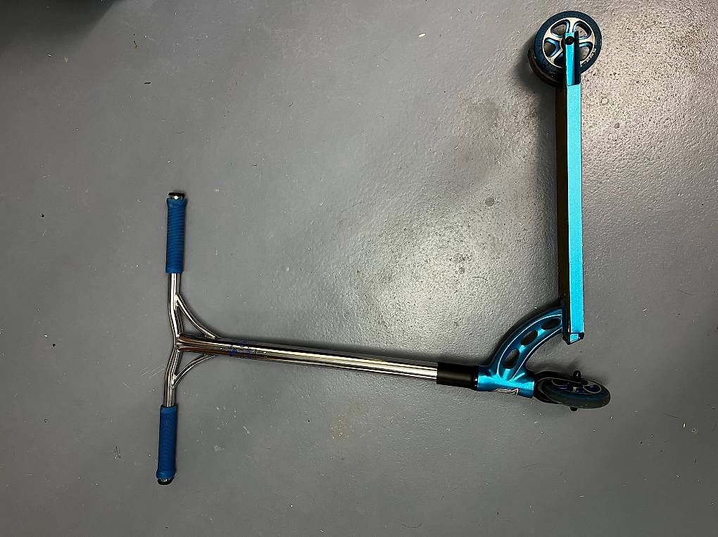 Kickboard: Mgp Scooter – Gebraucht aus Reigoldswil von lar_d88z