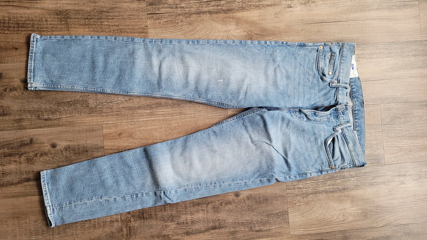 H&M Jeans: 3x Jeans Grösse 30/32 und 31/32 – Usato da Aarwangen venduto da Striezi01 1