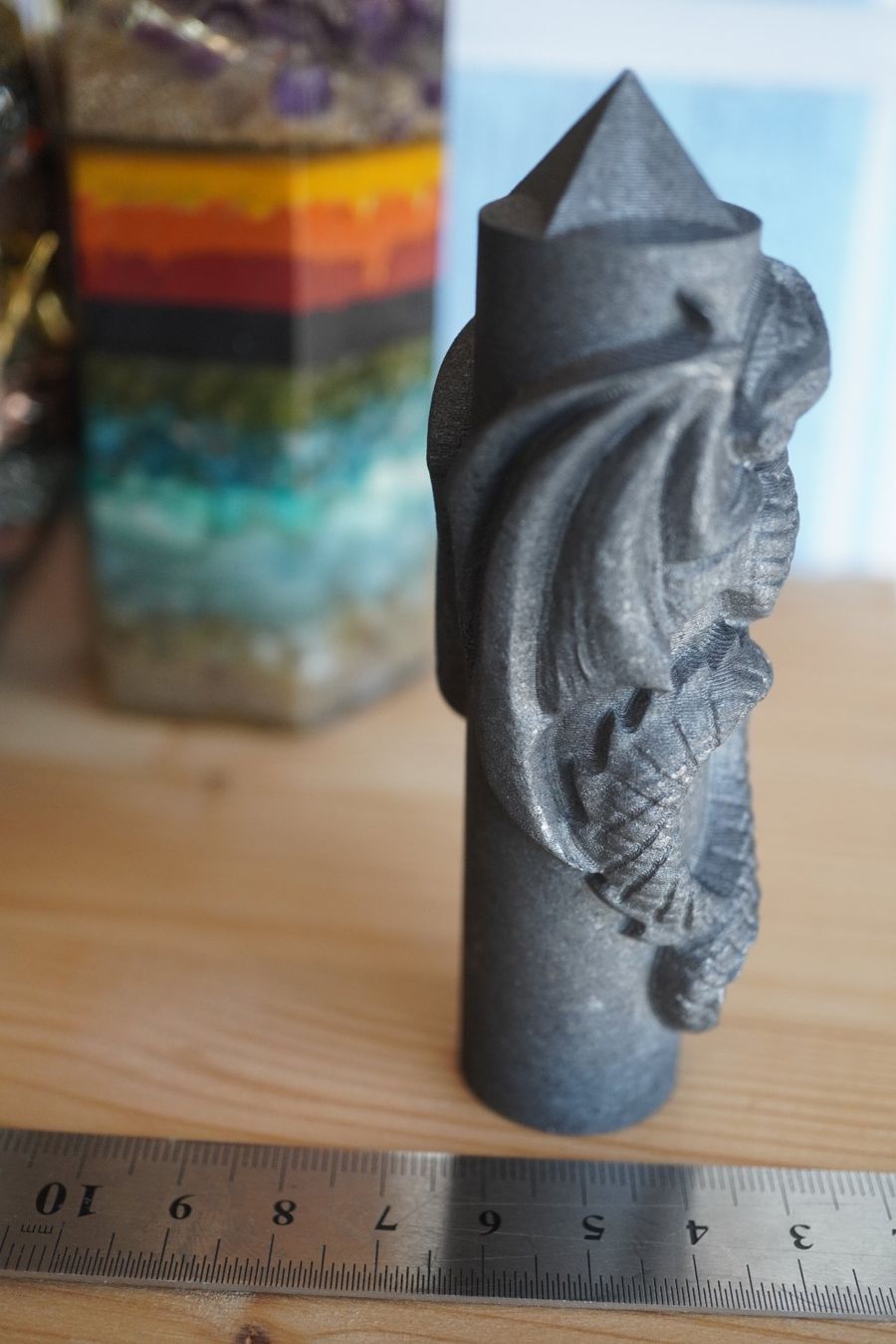 Minerali & Pietre curative: Schungit  Spitze Drachen  10.5cm – Nuovo e nell'imballaggio originale da Eschenbach SG venduto da craniums 4