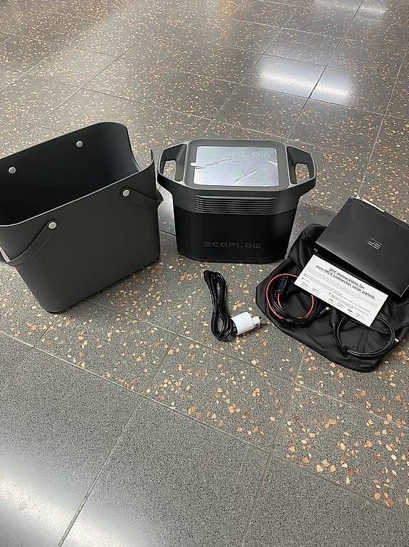 Ecoflow Akkus: Tragbare powerstation – Gebraucht aus Muttenz von Bica3