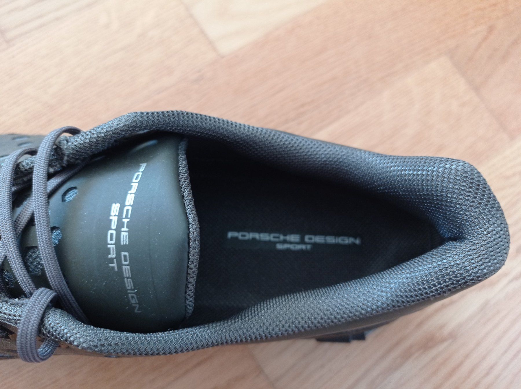 Porsche Herrenschuhe: Porsche Design Sport Grösse 44 – Neu und originalverpackt aus Hochdorf von b1.p 5