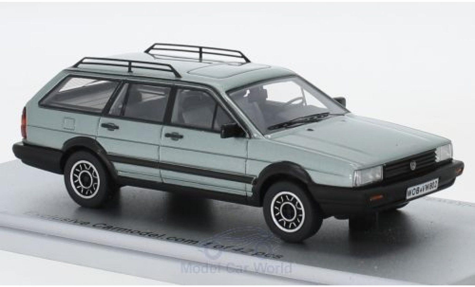 Volkswagen Modellautos: VW Passat GT Syncro Variant B2 1984-1988 hellgrün met. / – Neu und originalverpackt aus Gerlafingen von espero88 8