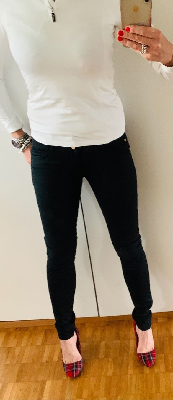 Jeans: Jeans Real – Nuovo (secondo la descrizione) da Adliswil venduto da Jessik0