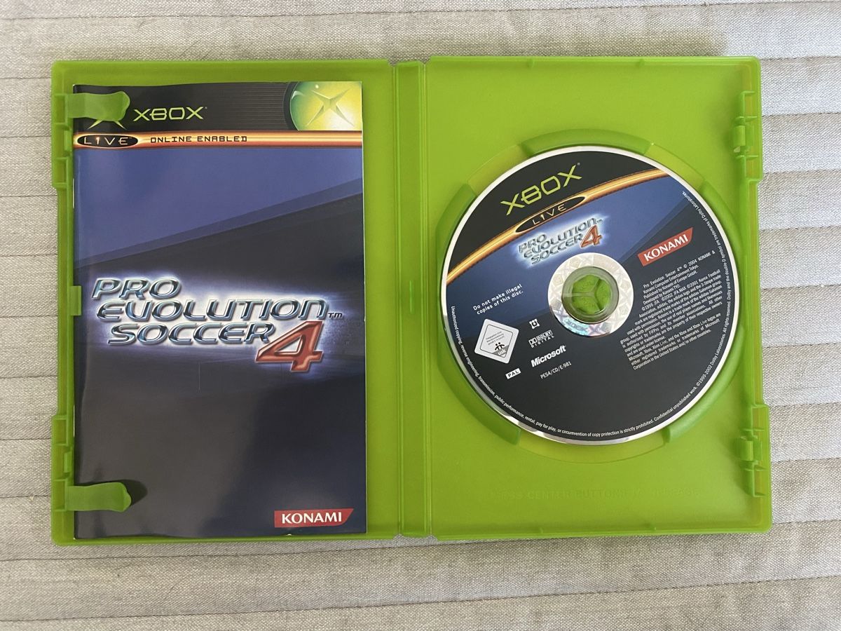 Microsoft Jeux: Pro Evolution Soccer 4 für Xbox – D'occasion à Thunstetten par Virus_33 1