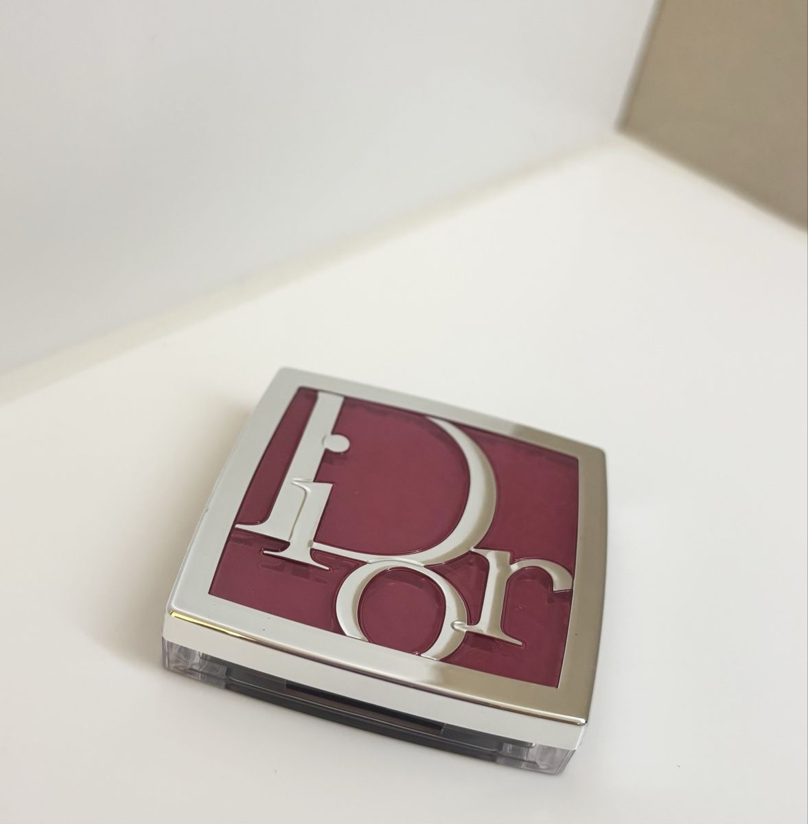 Dior Make-up: Dior Rosy Glow Berry – Usato da Sissach venduto da Angelinaa24