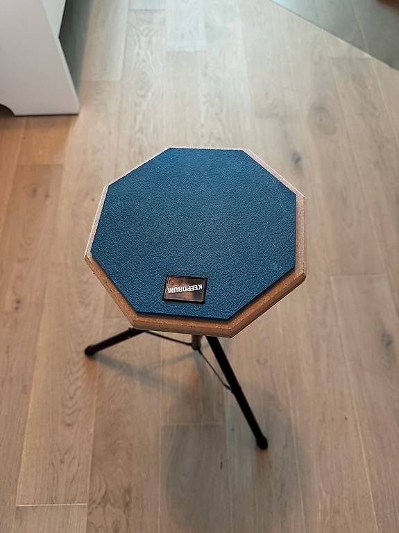 Strumenti musicali: Keepdrum Schlagzeug Practice Pad / Übungspad mit Ständer – Usato da Freidorf TG venduto da sandro444