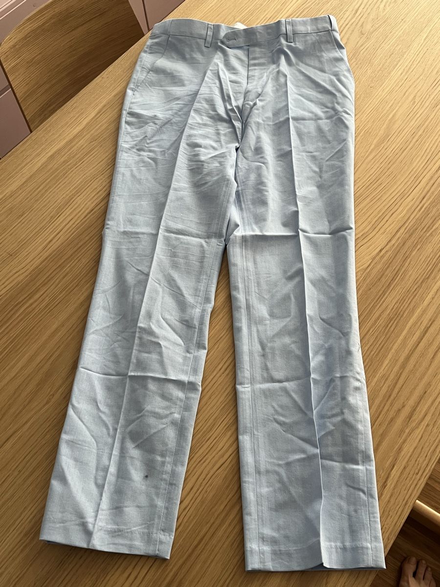 Completi & Tailleur: Damen Anzug hellblau. Grösse S, ungetragen – Nuovo (secondo la descrizione) da Luzern venduto da maisonnoir 4