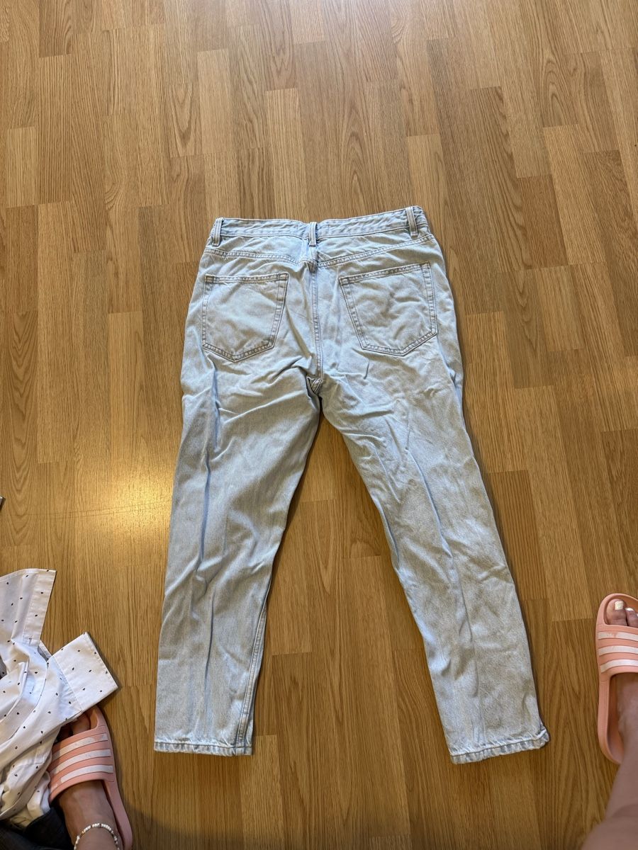 Zara Jeans: Helle Jeans Zara - Grösse: 42 – Gebraucht aus Oberhofen Thun'see von ClaudiaKelesh 2