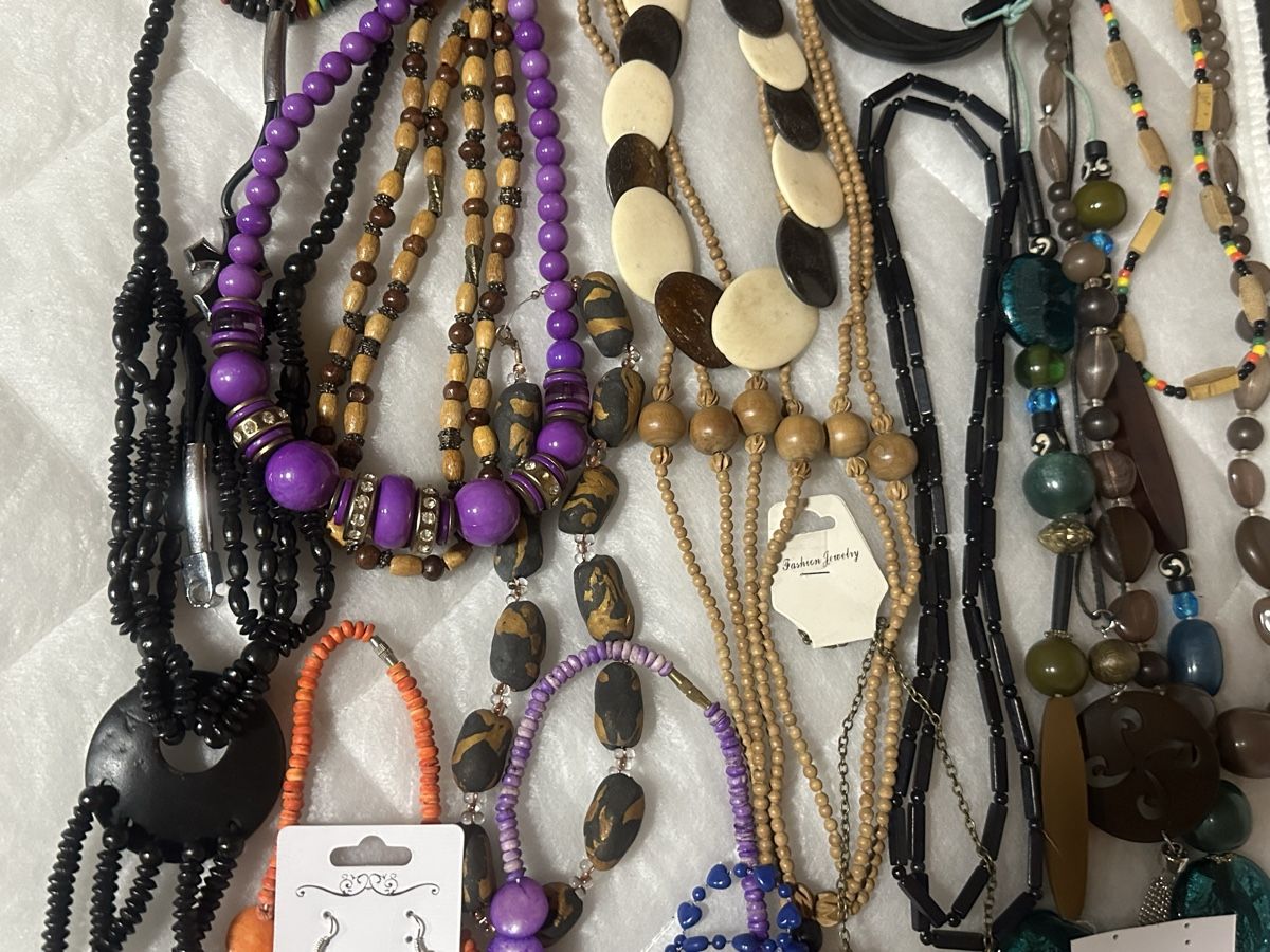 Sonstiger Schmuck: Modeschmuck Set Ketten schmuck – Gebraucht aus Deitingen von Himhip 2