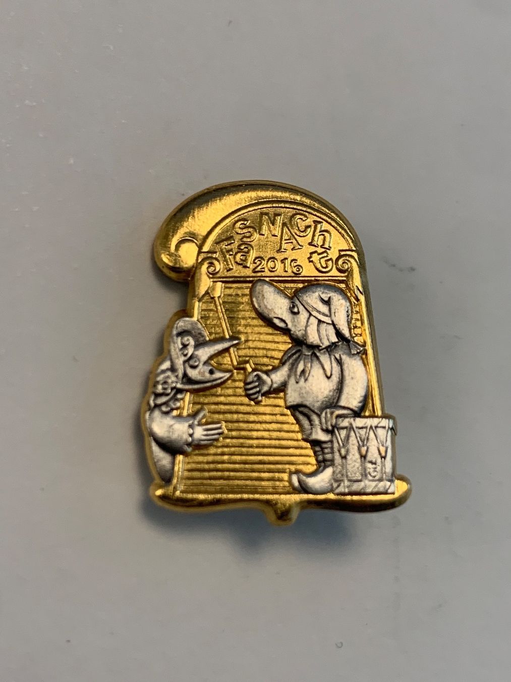 Placchette & Badge: Fasnacht Basel BIJOU 2016 – Usato da Basel venduto da fasnachtsoutlet1965