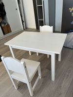 Kindertisch inkl Stühle