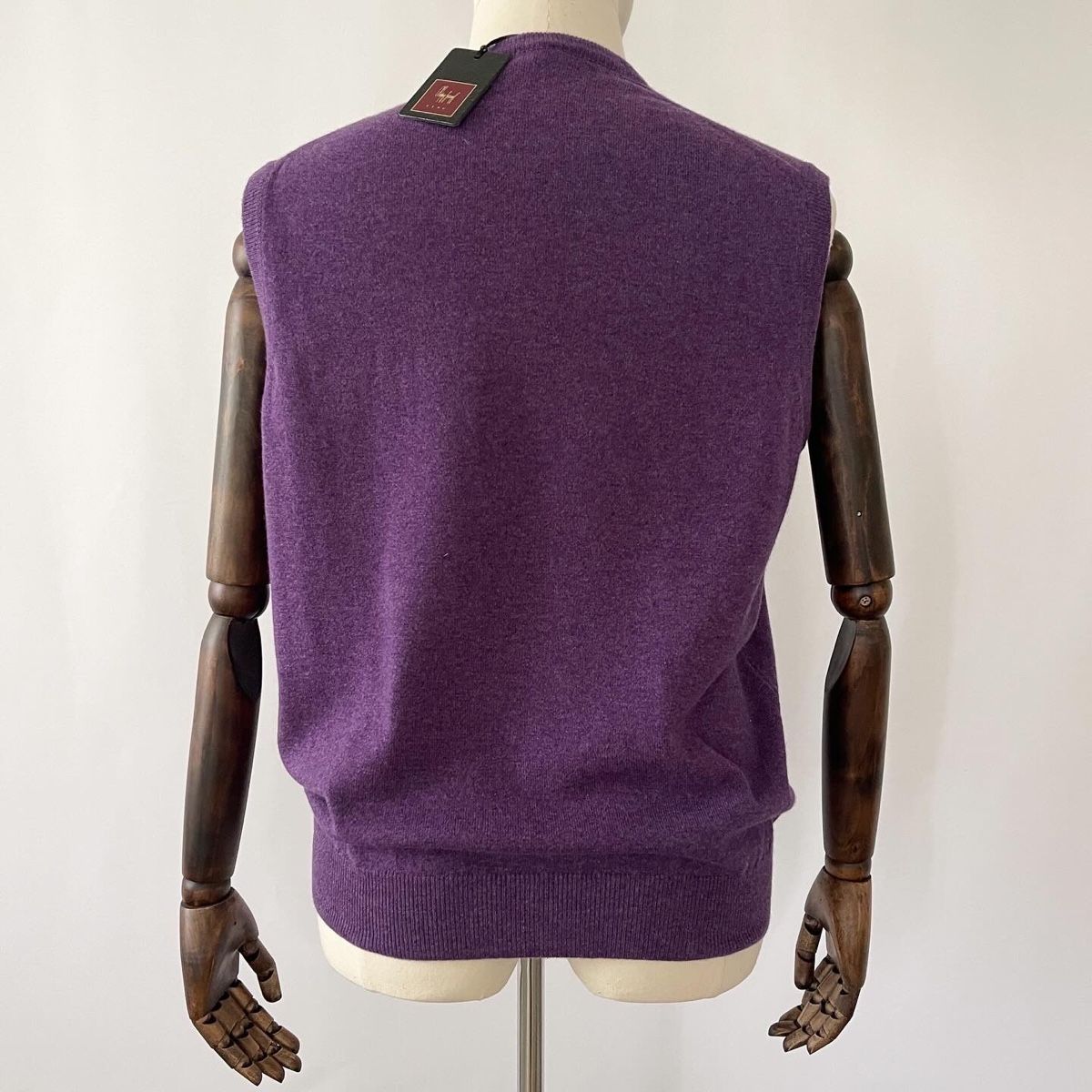 Gilet & Giacche: FEDELI FOR FERU Cashmere Vest new – Nuovo e nell'imballaggio originale da Freienbach venduto da Avviivva_Shop 2