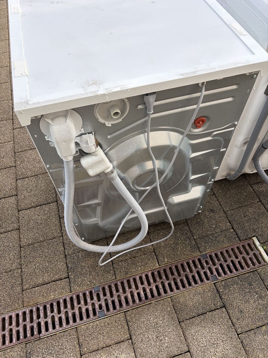 V-Zug Machines à laver: VZUG Waschmaschine Schnäppchen  – D'occasion à Andwil TG par sirknollte 2