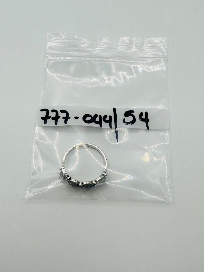 Bagues: Wunderschöner Ring mit hellem Steinen - Grösse: 54 – Neuf avec emballage d'origine à Frutigen par glanzvolles.leben 2