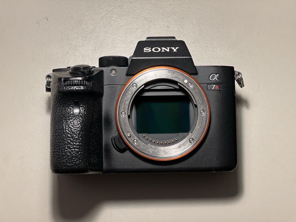 Sony Fotocamera: Sony Alpha a7R III Full Frame – Usato da Zürich venduto da cha_6k95 2