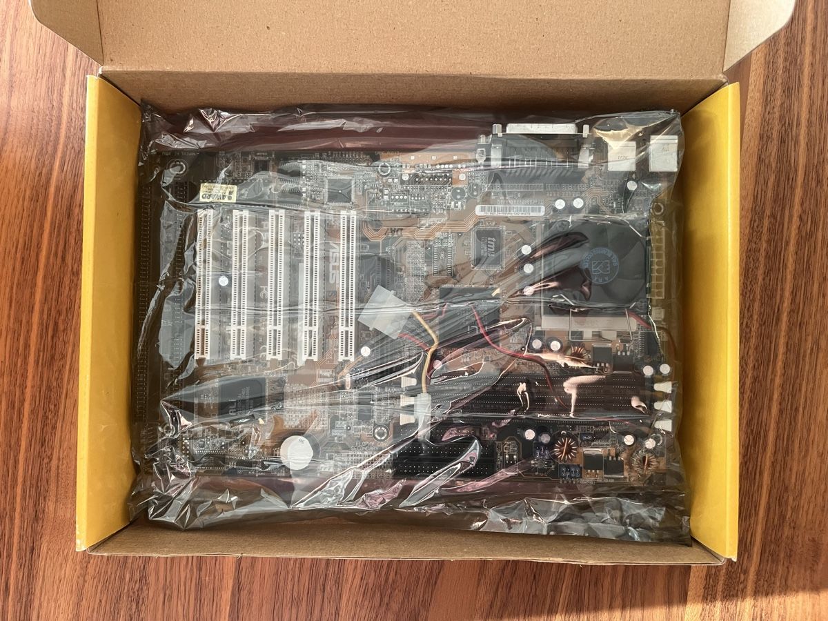 Asus Cartes mère: ASUS P5A – Défectueux à Mümliswil par Retob8 1