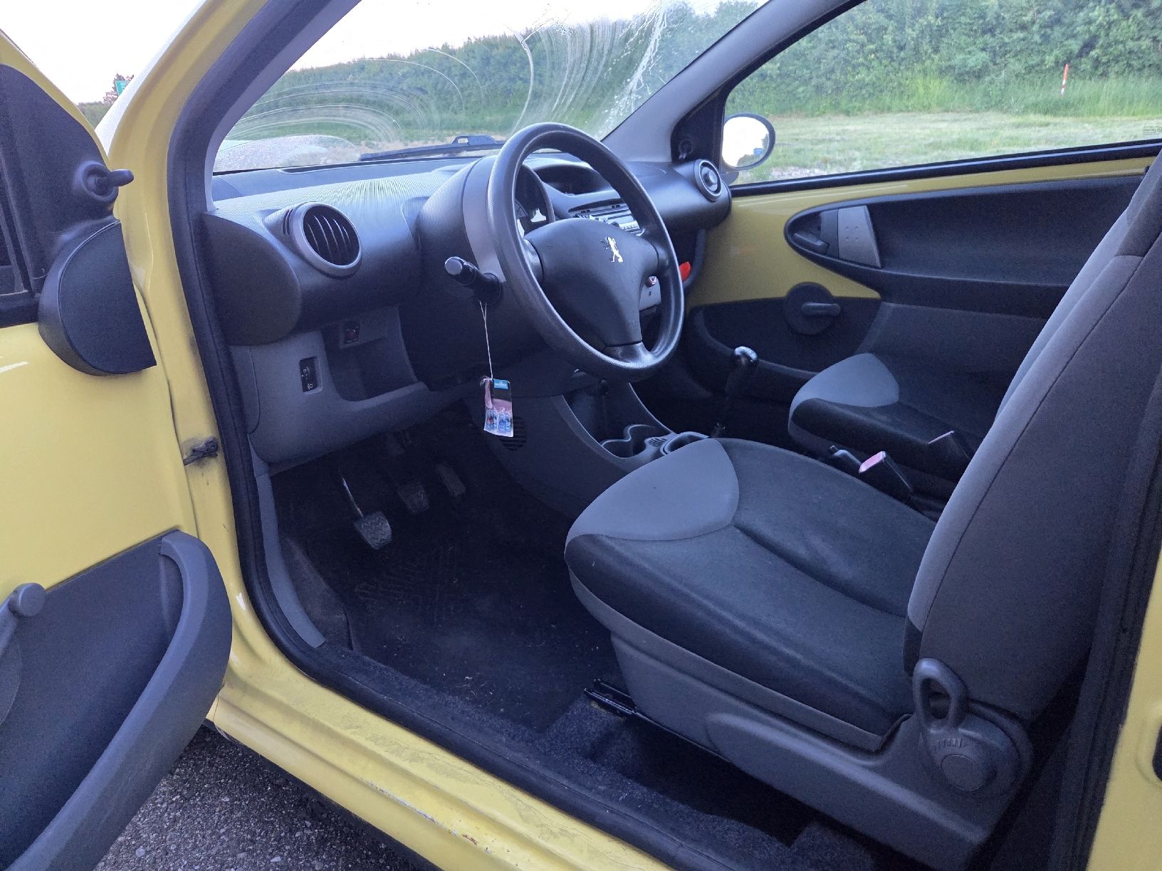 Peugeot Automobili: Peugeot 107 – Usato da Solothurn venduto da LYRELA 3