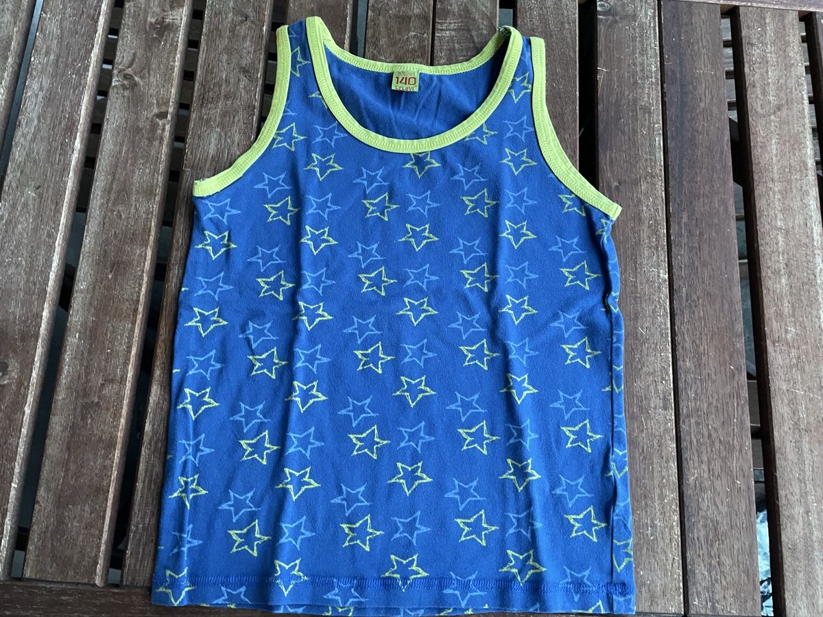 Camicie, T-shirt & Polo: Celavi Unterhemd, Gr. 140, blau mit Sternen – Usato da Bern venduto da brup 1