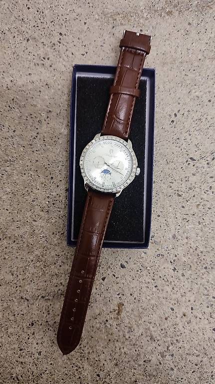 Uhren: Uhr/ Watch – Gebraucht aus Zürich von aba_6b6j
