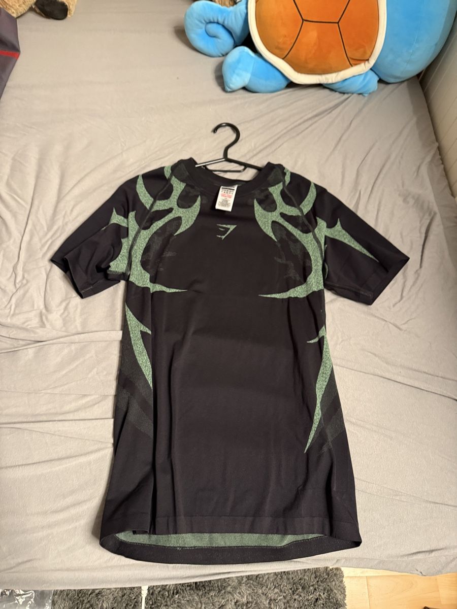 Gymshark T-Shirts: Gymshark - Muscleshirt – Gebraucht aus Istighofen von diefja