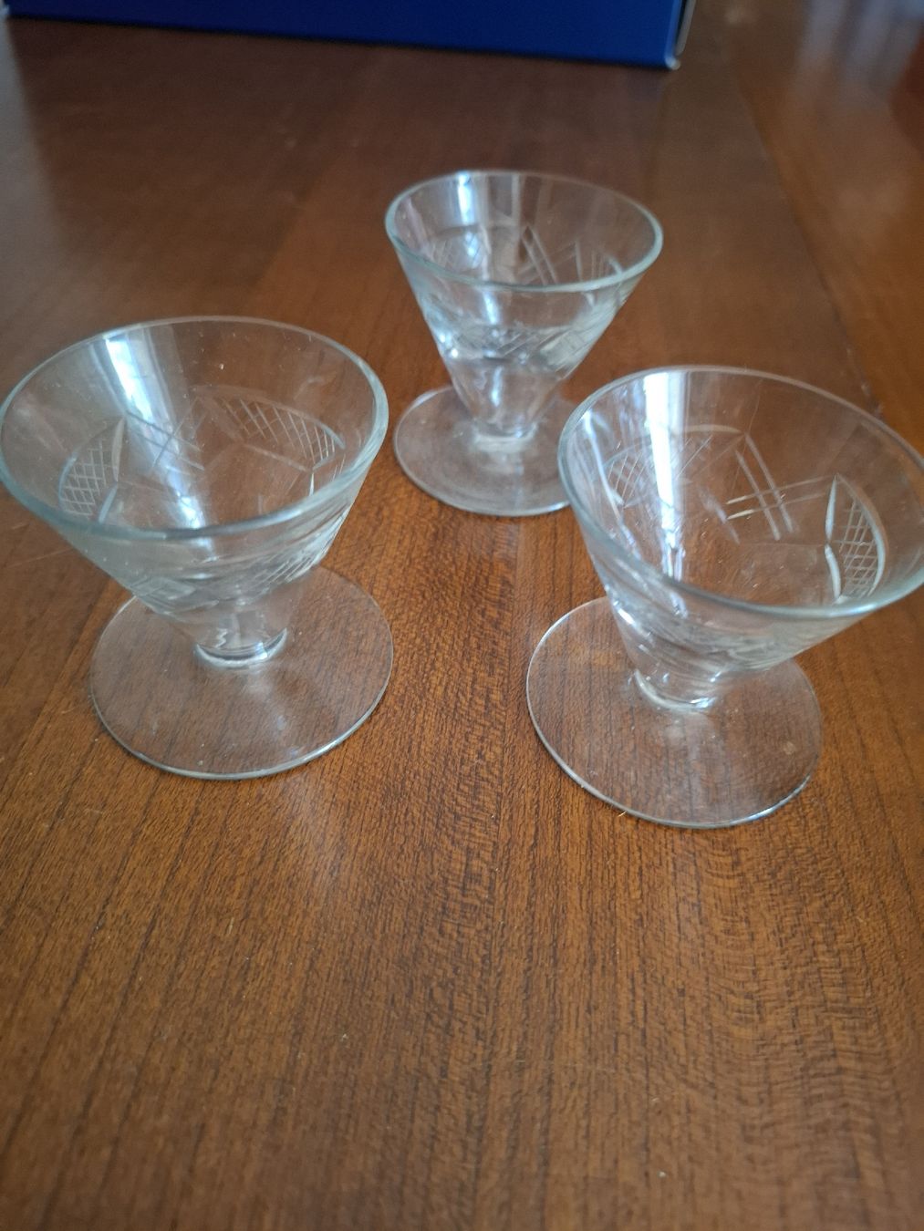 Verres: bicchierini liquore vintage  3 pezzi – D'occasion à Viganello par sor_dcq8 1