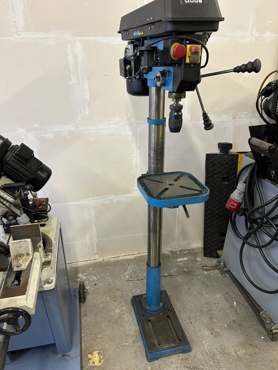 Perceuses: Säulenbohrmaschine – D'occasion à Frenkendorf par SF-Swiss