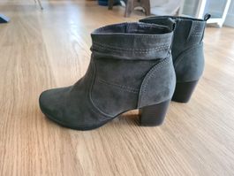 Neue Stiefeletten Gr.40 Olivegrün von Jana