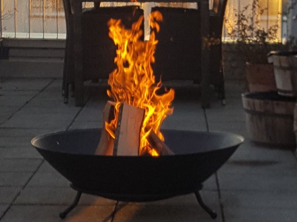 Grosse Feuerschale inkl. passendem Grillrost Kaufen auf Ricardo