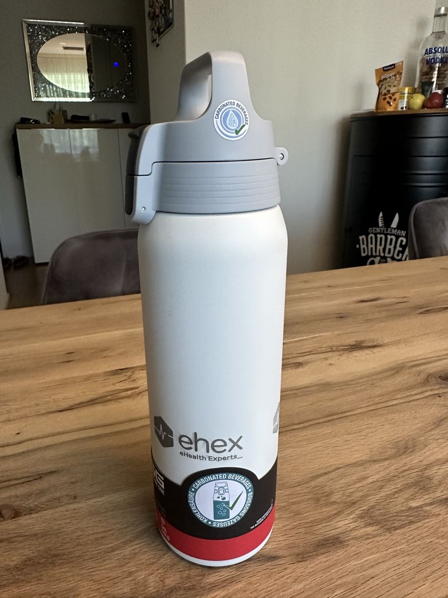Sigg Borracce & Thermos: SIGG Shield Therm One, 0.75L - neu – Nuovo e nell'imballaggio originale da Glattbrugg venduto da SMusic98