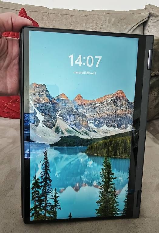 Lenovo Notebook: PC portable Lenovo convertible en tablette – Usato da Veyrier venduto da qwe_8fkp 2