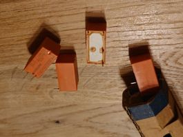 7 Stk LP-Relais stehend RE030005 /1393217-1 von Tyco