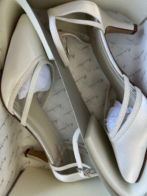 Rainbow Damenschuhe: Brautschuh Desi von Rainbow Gr. 4.5 / 37.5 – Neu (gemäss Beschreibung) aus Rothenburg von stacostaco 4