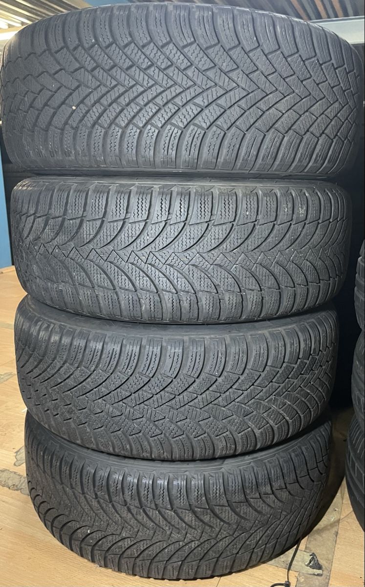 Pneumatici & Ruote complete: Winter Räder VW Eos – Usato da Reinach AG venduto da pred1512 4